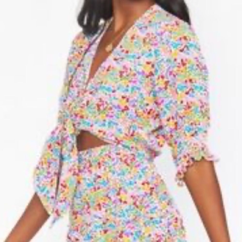Show Me Your MuMu Kimmy Tie Top Multicolor Floral Blouse in Size Small